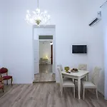 Terre D'oro, Di Lusso In Centro Citta 巴勒莫